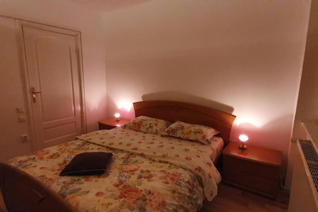 Titian'S Cozy Apartment Sibiu Exterior foto